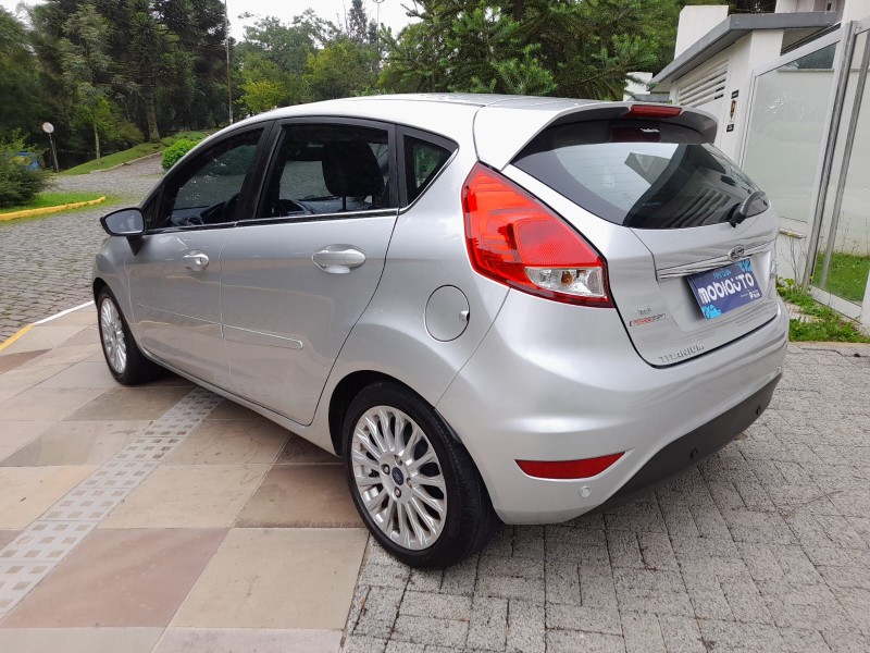 FIESTA 1.6 TITANIUM PLUS HATCH 16V FLEX 4P AUTOMÁTICO - 2014 - FARROUPILHA