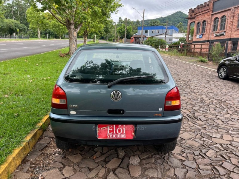 GOL 1.0 8V GASOLINA 2P MANUAL - 2001 - DOIS IRMãOS