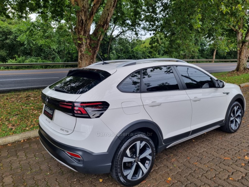 NIVUS 1.0 TSI HIGHLINE FLEX 4P AUTOMÁTICO - 2023 - DOIS IRMãOS