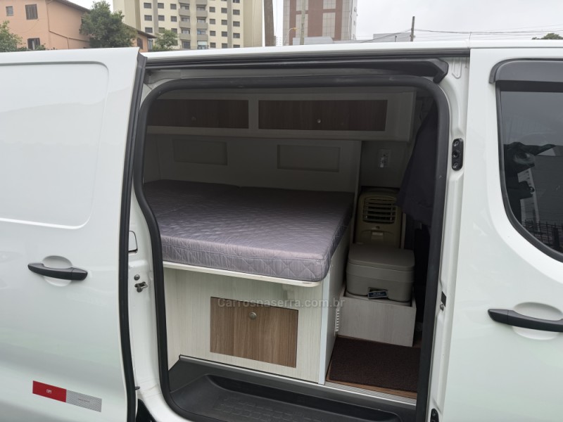 JUMPY 1.6 FURGÃO TURBO DIESEL BLUE HDI PACK - 2019 - CAXIAS DO SUL