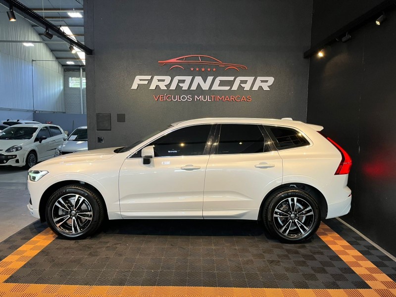 XC60 2.0 D5 MOMENTUM AWD DIESEL 4P AUTOMÁTICO - 2020 - ANTôNIO PRADO
