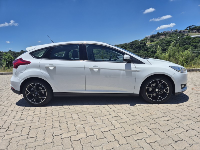 FOCUS 2.0 SE PLUS 16V FLEX 4P AUTOMÁTICO - 2016 - BENTO GONçALVES