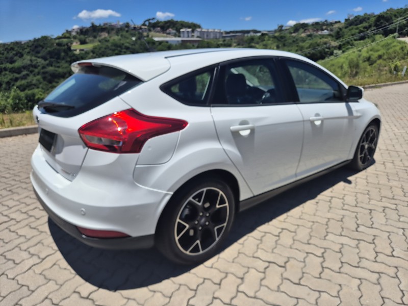 FOCUS 2.0 SE PLUS 16V FLEX 4P AUTOMÁTICO - 2016 - BENTO GONçALVES