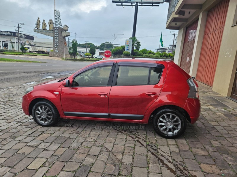SANDERO 1.6 PRIVILÉGE 8V FLEX 4P AUTOMÁTICO - 2014 - VERANóPOLIS