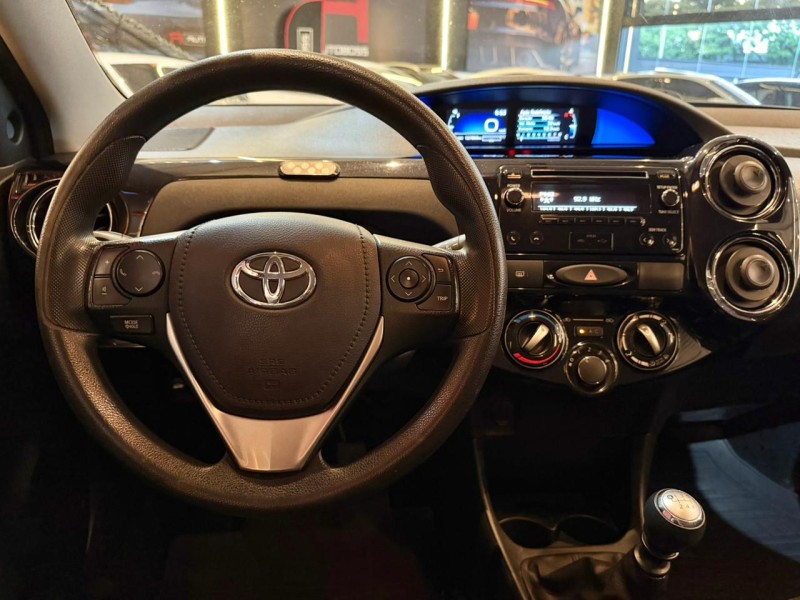 ETIOS 1.5 X PLUS 16V FLEX 4P MANUAL - 2019 - NOVO HAMBURGO