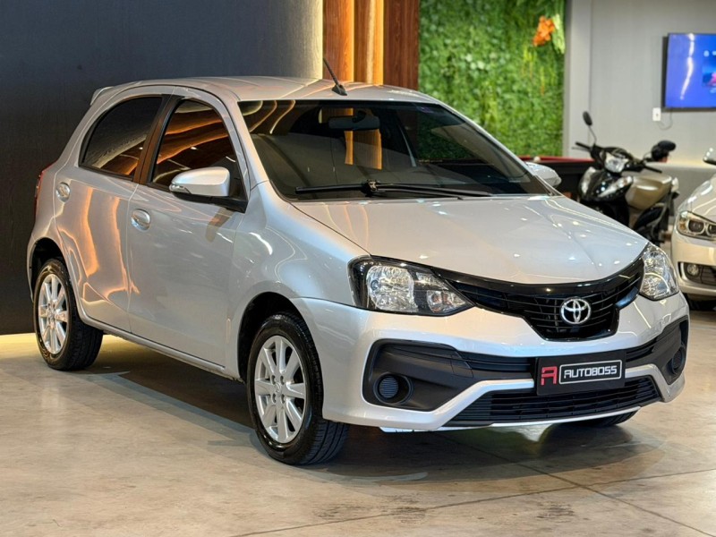 ETIOS 1.5 X PLUS 16V FLEX 4P MANUAL - 2019 - NOVO HAMBURGO