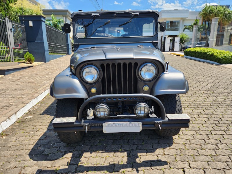 JEEP  - 1957 - MONTENEGRO