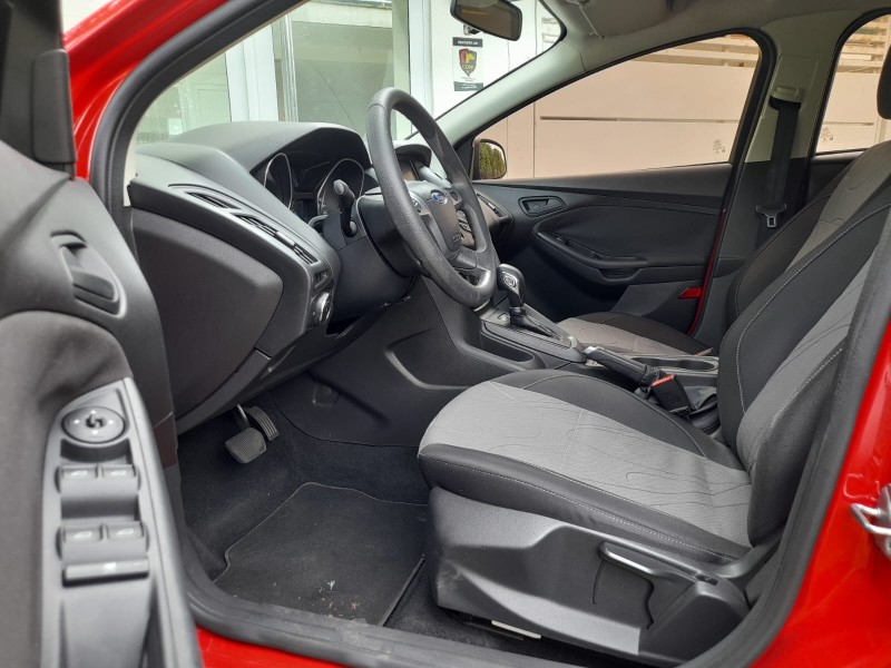 FOCUS 1.6 SE 16V FLEX 4P AUTOMÁTICO - 2015 - FARROUPILHA