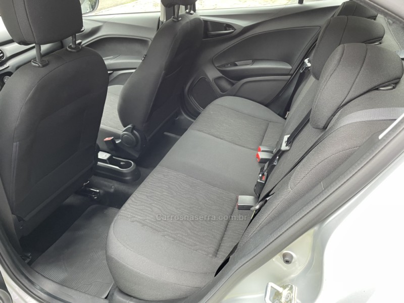 CRONOS 1.3 DRIVE 8V FLEX 4P MANUAL - 2023 - GUAPORé