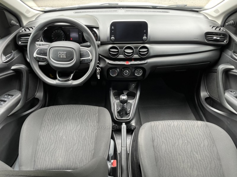 CRONOS 1.3 DRIVE 8V FLEX 4P MANUAL - 2023 - GUAPORé