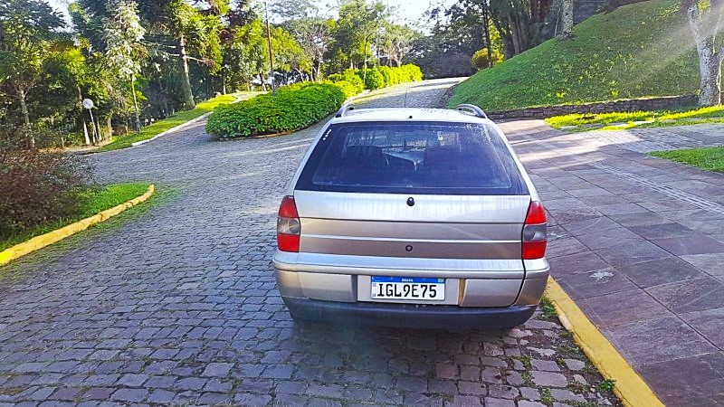 PALIO 1.5 MPI WEEKEND 8V GASOLINA 4P MANUAL - 2009 - FARROUPILHA