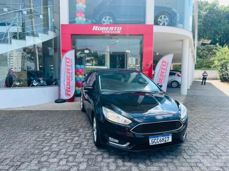 FOCUS 2.0 SE HATCH 16V FLEX 4P AUTO - 2017 - BENTO GONçALVES