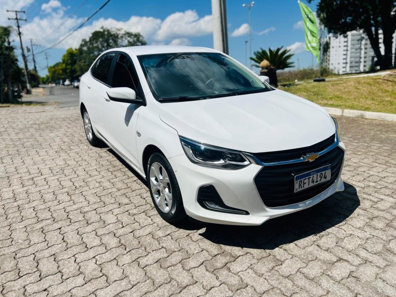 ONIX 1.0	PREMIER II PLUS 12V TURBO FLEX 4P AUTOMÁTICO - 2021 - BENTO GONçALVES