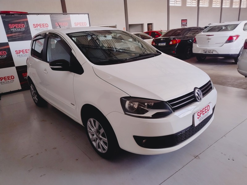 FOX 1.6 MI 8V FLEX 4P MANUAL - 2014 - SãO SEBASTIãO DO CAí