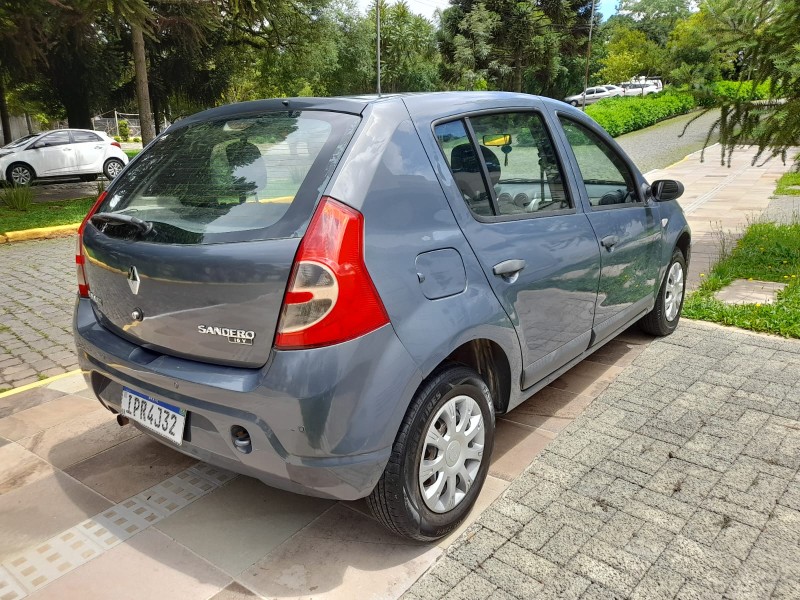 SANDERO 1.0 EXPRESSION 16V FLEX 4P MANUAL - 2009 - FARROUPILHA