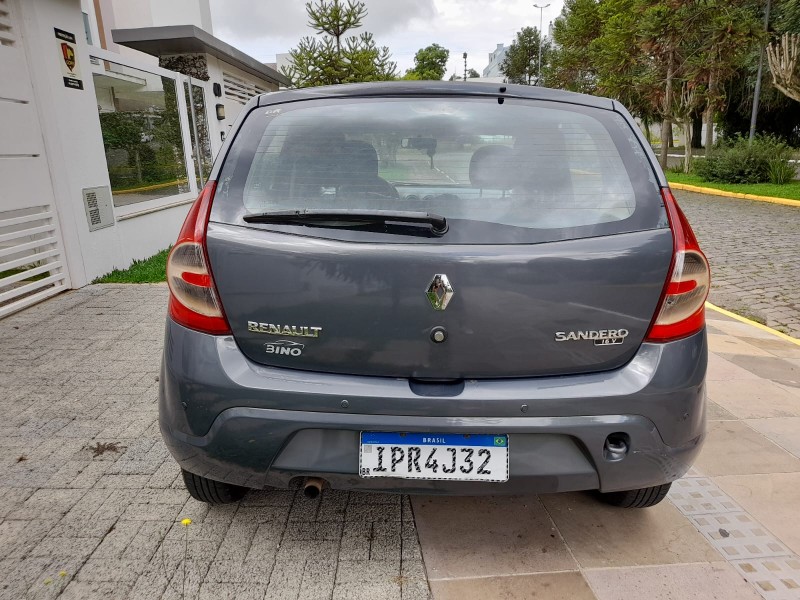SANDERO 1.0 EXPRESSION 16V FLEX 4P MANUAL - 2009 - FARROUPILHA