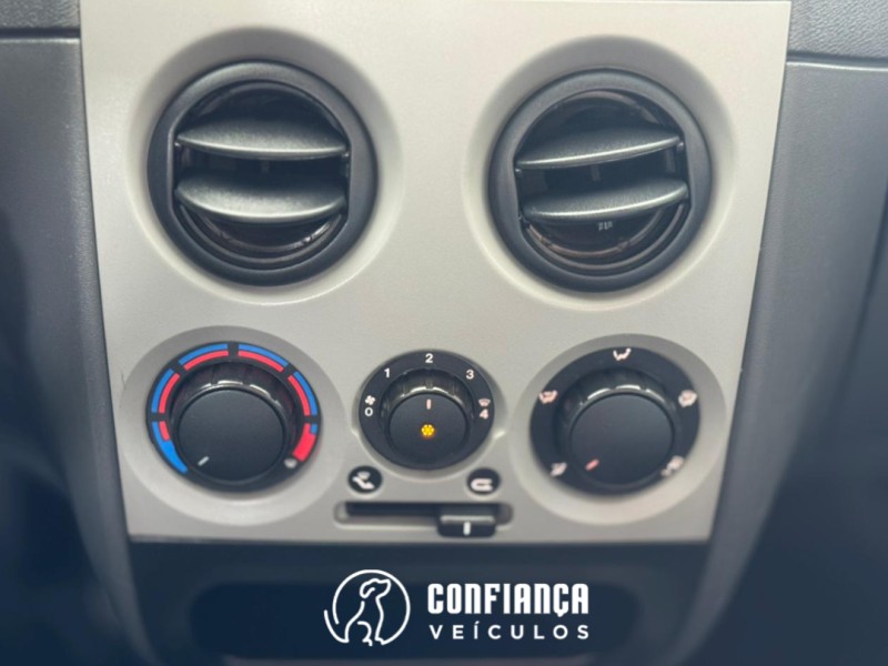 PALIO 1.0 MPI FIRE ECONOMY 8V FLEX 4P MANUAL - 2015 - BENTO GONçALVES