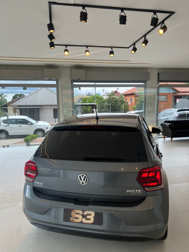 POLO 1.0 200 TSI COMFORTLINE AUTOMÁTICO - 2020 - CAXIAS DO SUL