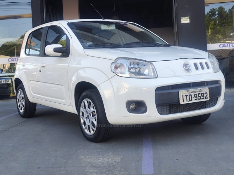 UNO 1.0 EVO VIVACE 8V FLEX 4P MANUAL - 2013 - ARROIO DO MEIO