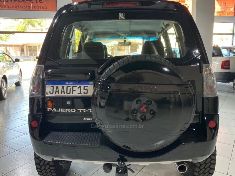 PAJERO TR4 2.0 4X4 16V 140CV FLEX 4P AUTOMÁTICO - 2015 - ARROIO DO MEIO