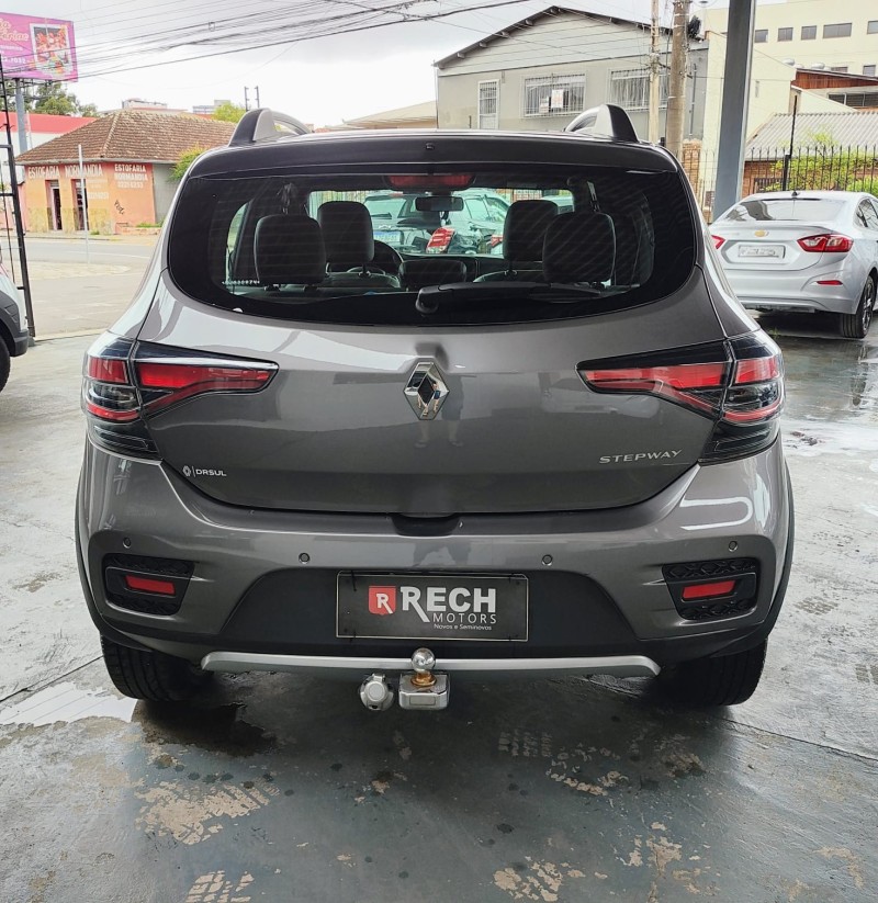 SANDERO 1.6 STEPWAY ICONIC X-TRONIC 16V FLEX 4P AUTOMÁTICO - 2024 - CAXIAS DO SUL