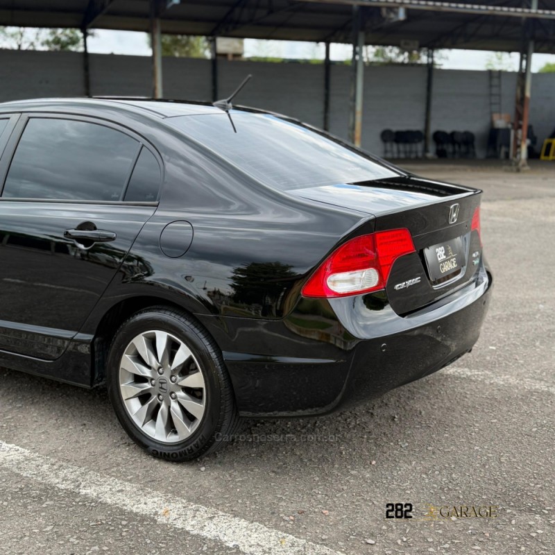 CIVIC 1.8 LXL 16V FLEX 4P AUTOMÁTICO - 2011 - FARROUPILHA