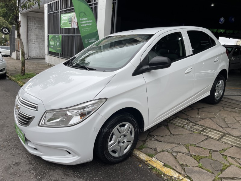 ONIX 1.0 MPFI LT 8V FLEX 4P MANUAL - 2015 - BENTO GONçALVES