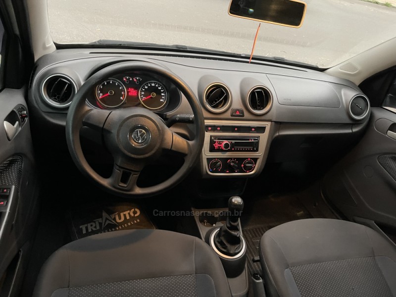 VOYAGE 1.6 MI TRENDLINE 8V FLEX 4P MANUAL - 2015 - BENTO GONçALVES