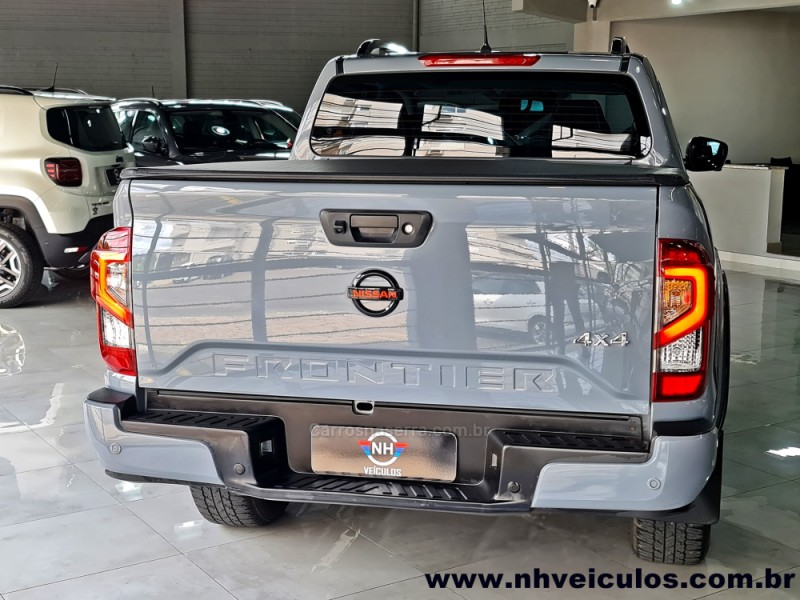 FRONTIER 2.3 PRO4X 4X4 CD BI-TURBO DIESEL 4P AUTOMÁTICO - 2023 - NOVO HAMBURGO