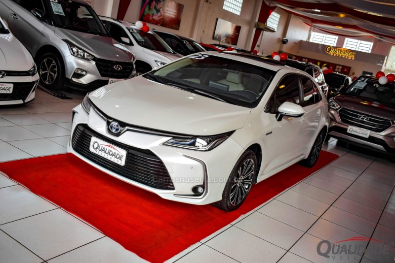 COROLLA 1.8 ALTIS PREMIUM 16V HÍBRIDO 4P AUTOMÁTICO - 2023 - SANTA CRUZ DO SUL