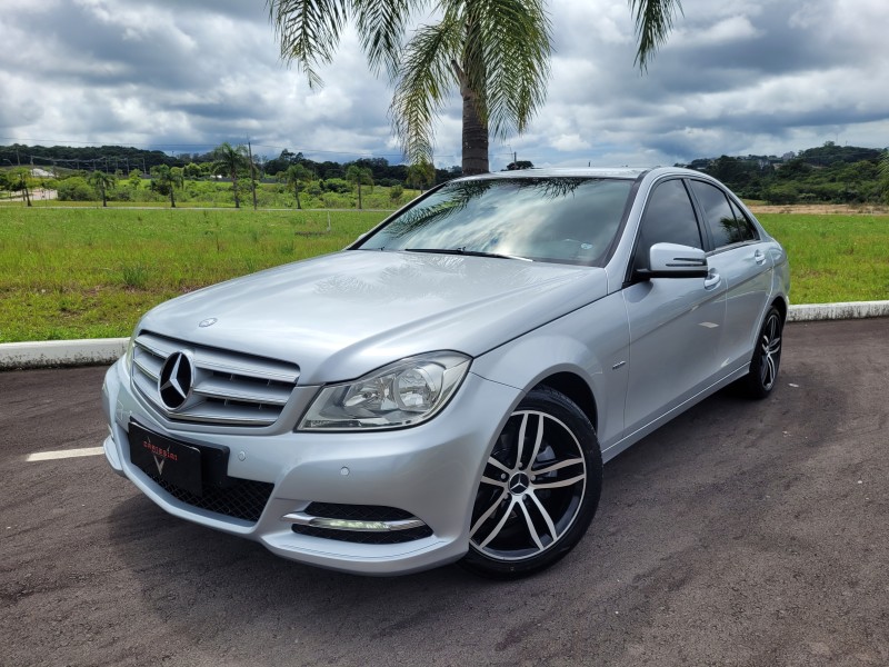 c 180 1.8 cgi classic 16v turbo gasolina 4p automatico 2012 carlos barbosa