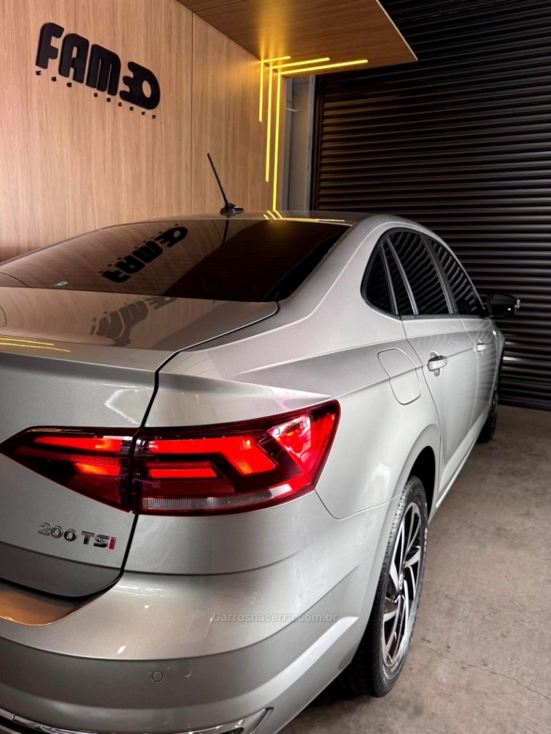 VIRTUS 1.0 200 TSI HIGHLINE AUTOMÁTICO - 2022 - LAJEADO