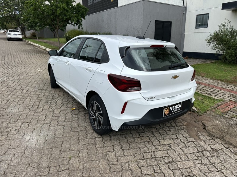 ONIX 1.0 LT 12V FLEX 4P MANUAL - 2025 - PASSO FUNDO
