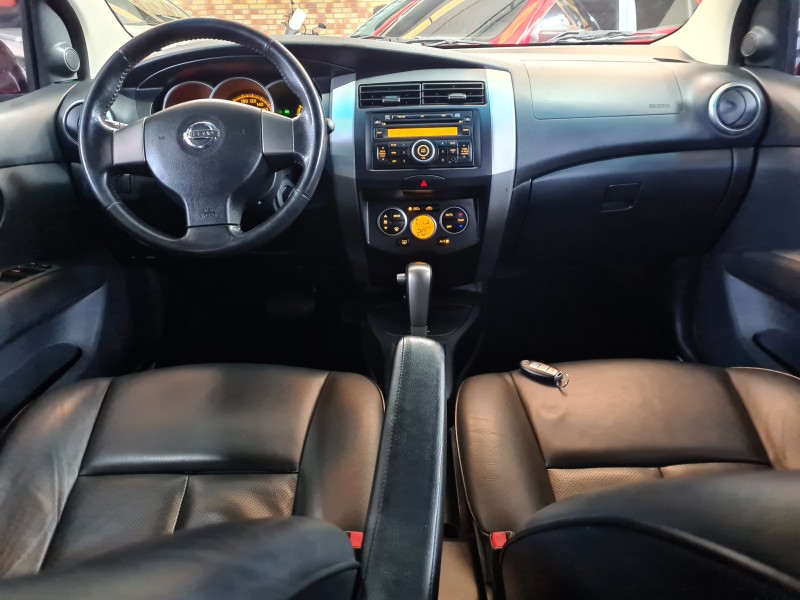 LIVINA 1.8 SL X-GEAR 16V FLEX 4P AUTOMÁTICO - 2012 - FARROUPILHA