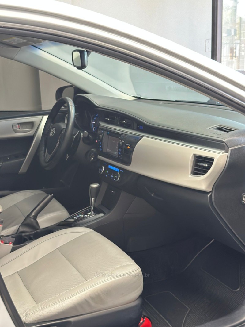 COROLLA 2.0 XEI 16V FLEX 4P AUTOMÁTICO - 2015 - PASSO FUNDO