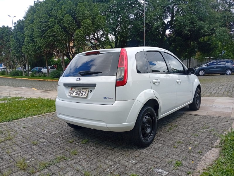 FIESTA 1.0 ROCAM S 8V FLEX 4P MANUAL - 2014 - FARROUPILHA