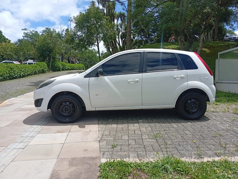 FIESTA 1.0 ROCAM S 8V FLEX 4P MANUAL - 2014 - FARROUPILHA