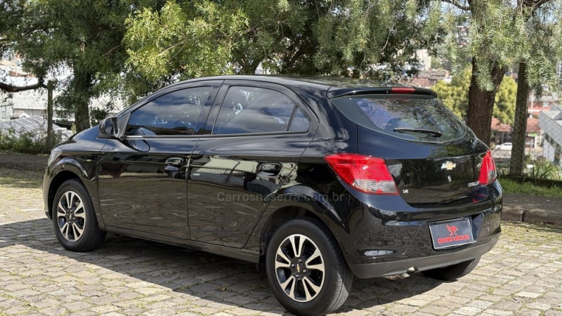 ONIX 1.4 MPFI LTZ 8V FLEX 4P MANUAL - 2014 - CAXIAS DO SUL
