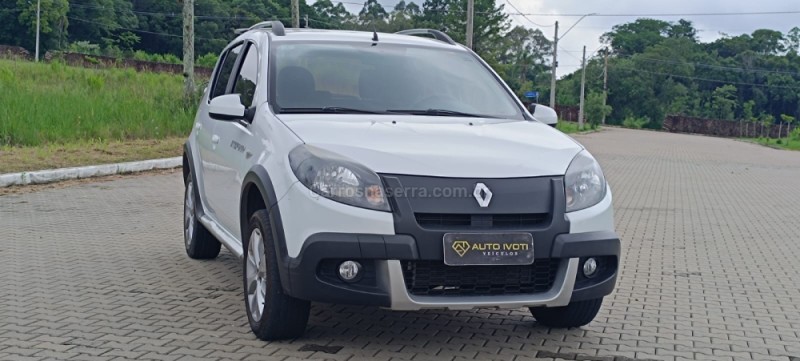 sandero 1.6 stepway 16v flex 4p automatico 2014 ivoti