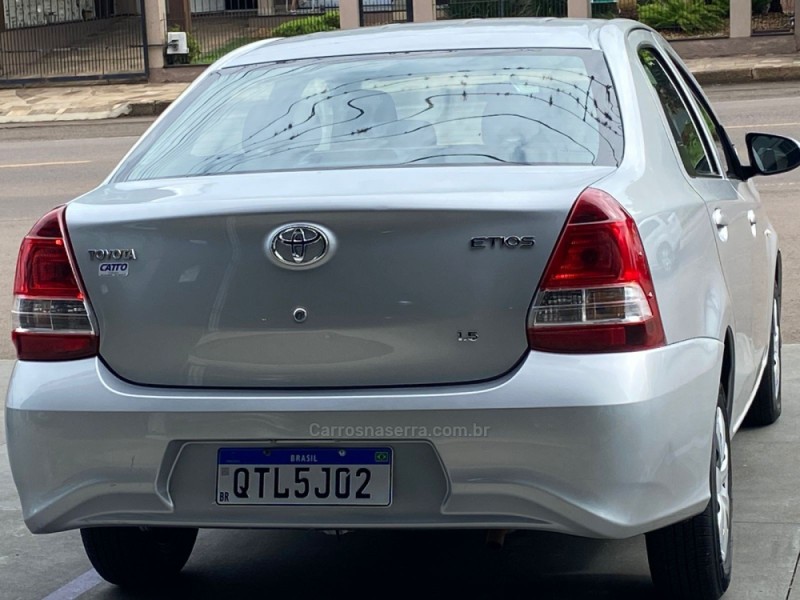 ETIOS 1.5 X SEDAN 16V FLEX 4P MANUAL - 2020 - ARROIO DO MEIO