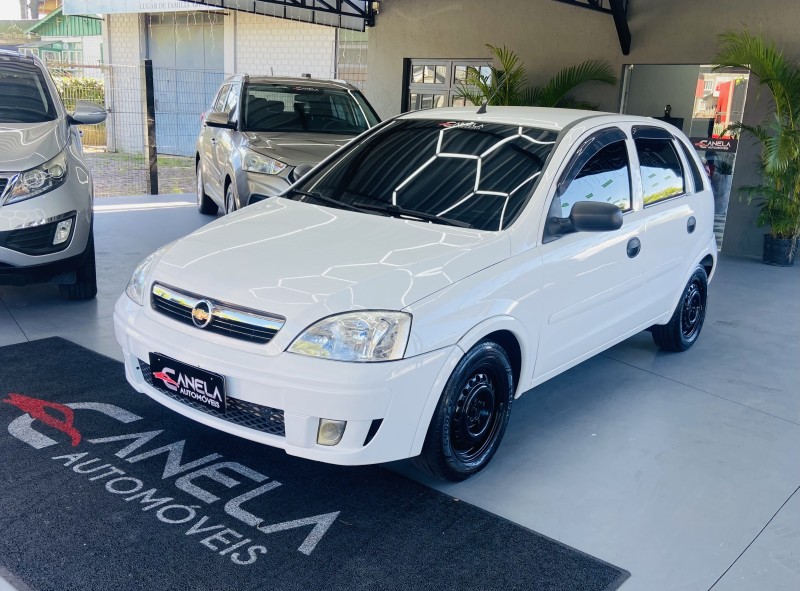 corsa 1.4 mpfi maxx 8v flex 4p manual 2011 canela