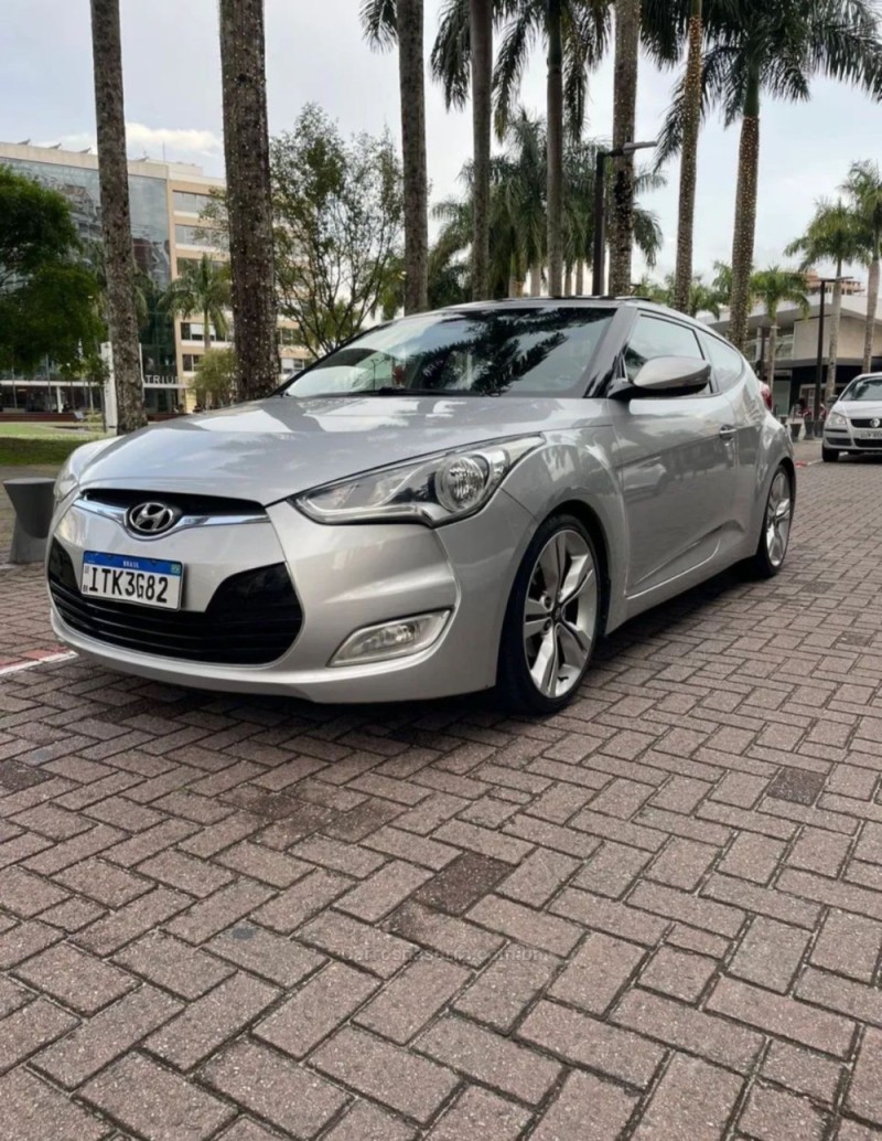 veloster 1.6 16v gasolina 3p automatico 2013 bento goncalves