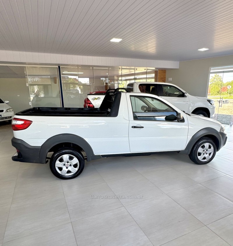 STRADA 1.4 MPI WORKING CS 8V CELEBRATION FLEX 2P MANUAL - 2015 - VILA FLORES