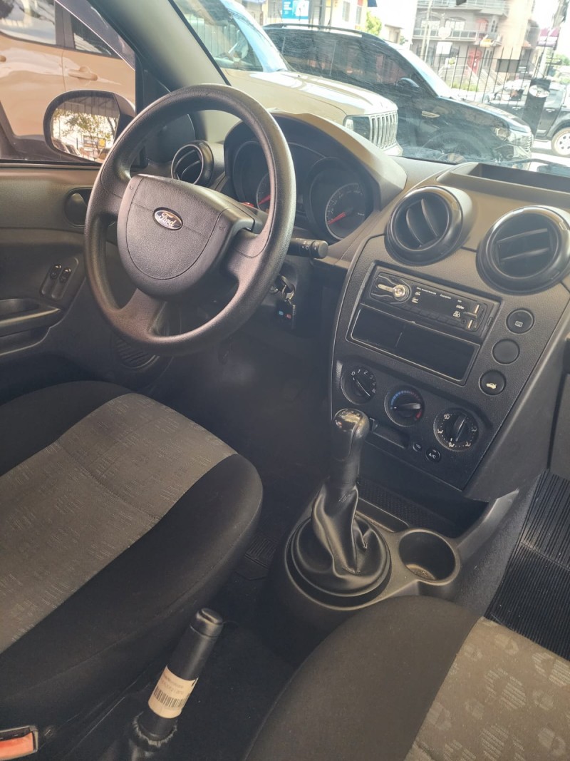 FIESTA 1.6 MPI 8V GASOLINA 4P MANUAL - 2011 - CAXIAS DO SUL