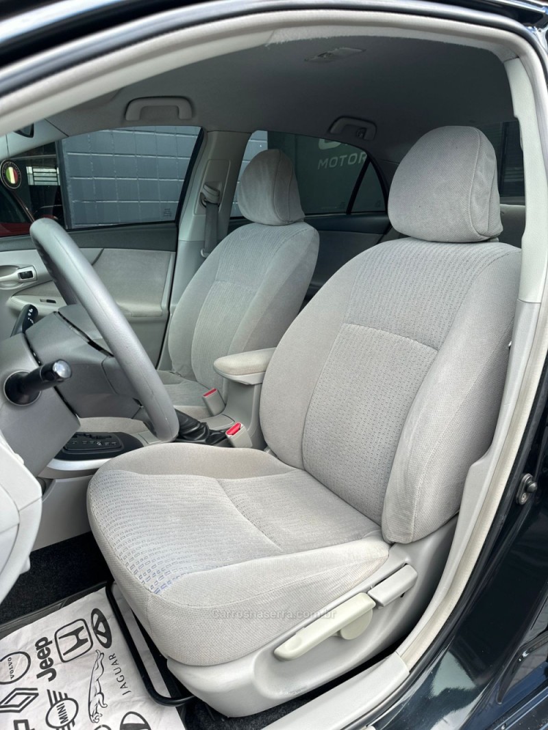 COROLLA 1.8 XLI 16V FLEX 4P AUTOMÁTICO - 2011 - PASSO FUNDO