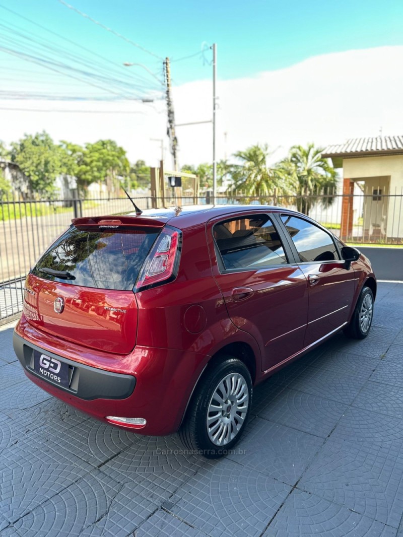 PUNTO 1.4 ATTRACTIVE 8V FLEX 4P MANUAL - 2013 - PASSO FUNDO