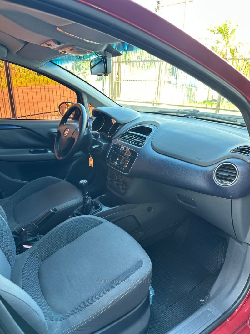 PUNTO 1.4 ATTRACTIVE 8V FLEX 4P MANUAL - 2013 - PASSO FUNDO