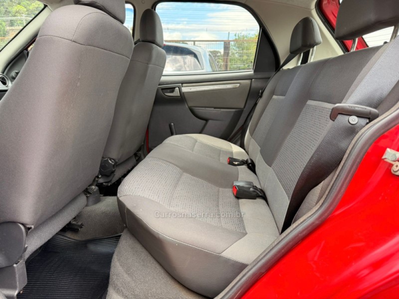 CELTA 1.0 VHCE LT 8V FLEX 4P MANUAL - 2014 - CANELA