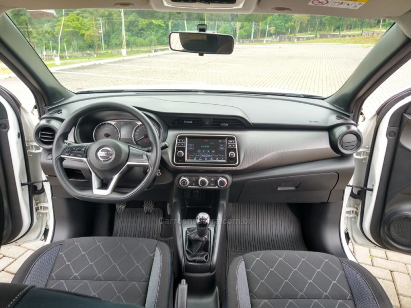 KICKS 1.6 16V SENSE FLEXSTART 4P MANUAL - 2021 - CAXIAS DO SUL