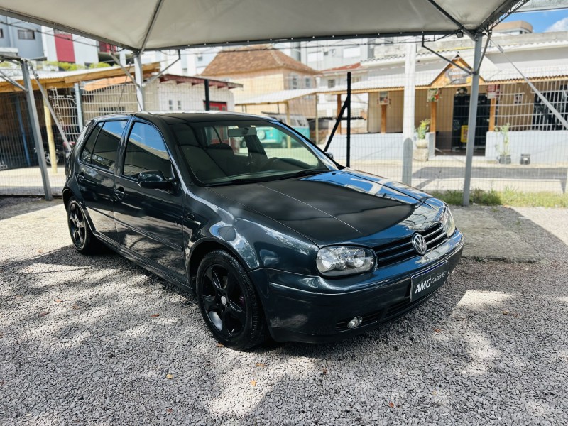 GOLF 2.0 MI SILVER EDITION 8V FLEX 4P MANUAL - 2002 - CAXIAS DO SUL